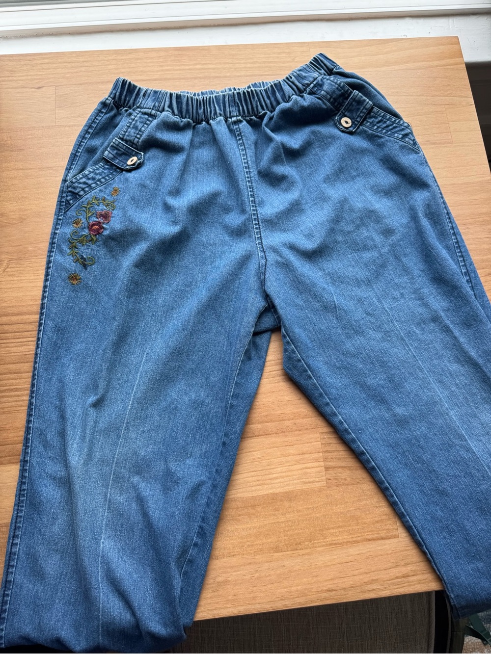 Embroidered Slouchy Stretchy Jeans with Elastic Waistband, Wide Leg, Grandmacore